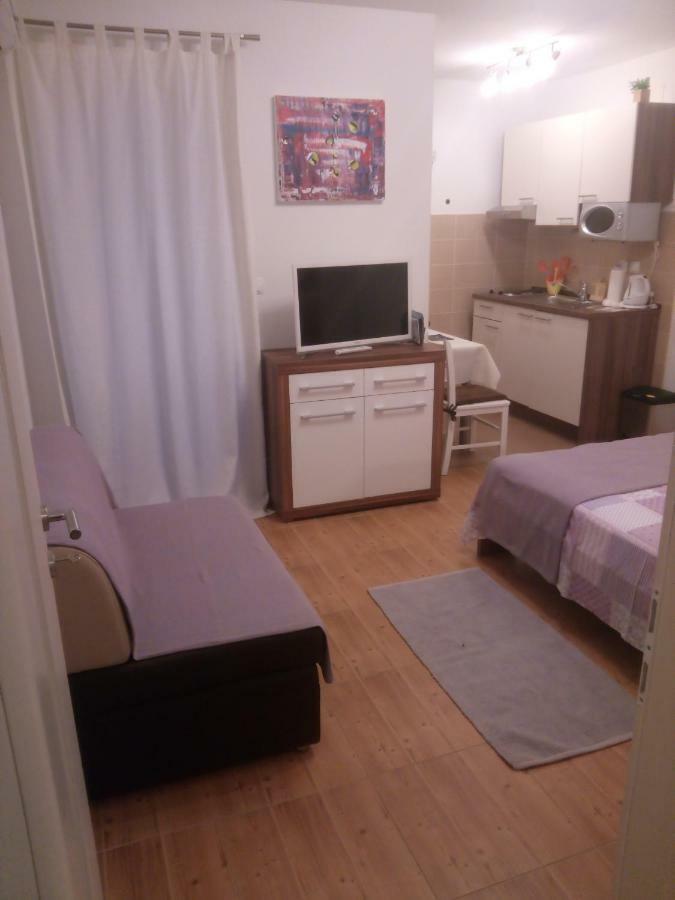 Apartmani Lomar Stari Grad  Zewnętrze zdjęcie
